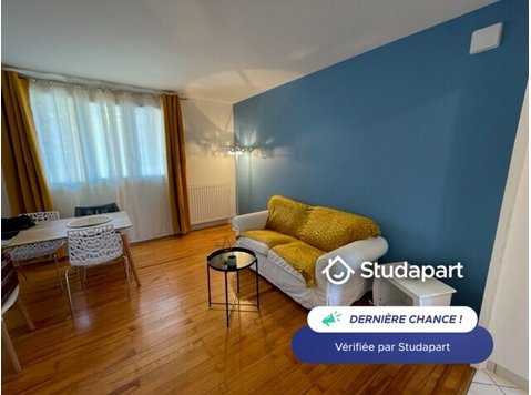 Superbe appartement 3 pièces 52m² cosy 2 chambres (Tram E –… - In Affitto