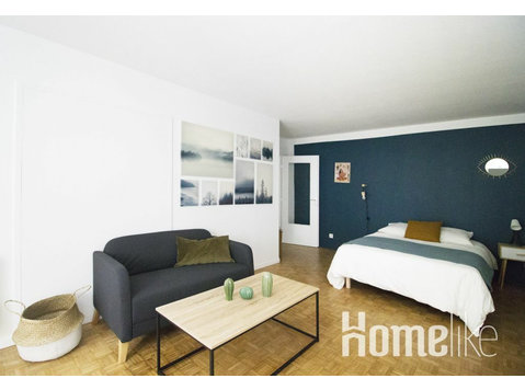 Beautiful 25m² bedroom in Grenoble -G005 - Kimppakämpät