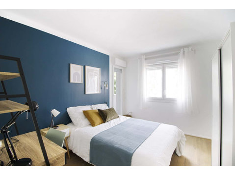 Nice bedroom fully furnished 11m² - شقق