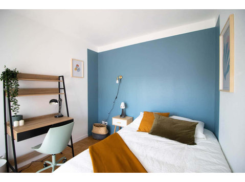 Spacious 15m² bedroom to rent in Grenoble - Appartementen