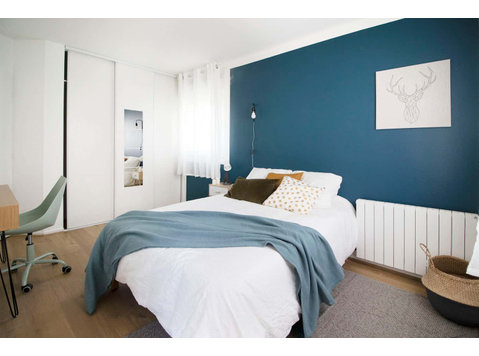 Tidy 13m² bedroom in coliving - Asunnot