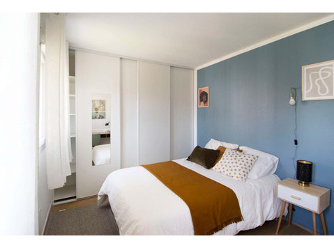 Warm and equipped 11m² bedroom - Apartamentos
