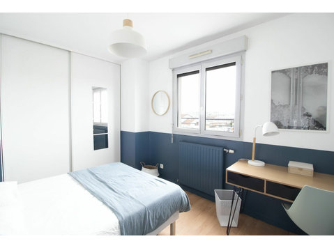 Co-living: 11 m² room, fully furnished. - À louer