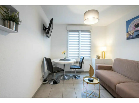 Cosy, comfortable studio - For Rent