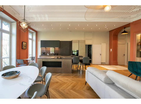 High-end apartment in a luxury property - Zu Vermieten