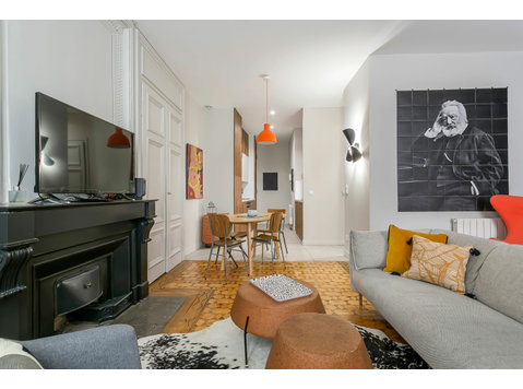 Victor Hugo - 2 bedrooms - near Place Bellecour - 	
Uthyres
