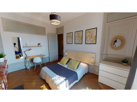 Chambre dans le 7 rue de Marseille - Appartementen