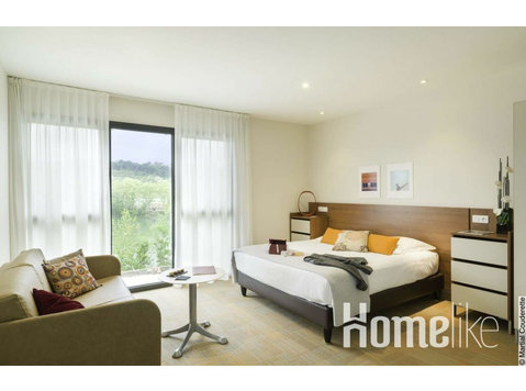 Comfortable apartment in a 4-star hotel - 	
Lägenheter