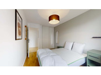 Lyon Jean 23 - Private Room (2) - Apartments