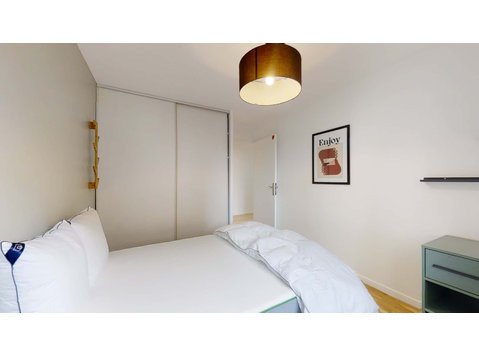 Lyon Jean 23 - Private Room (3) - Apartamentos