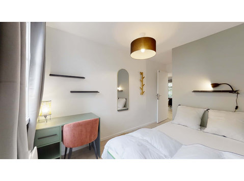 Lyon Jean 23 - Private Room (4) - Apartments
