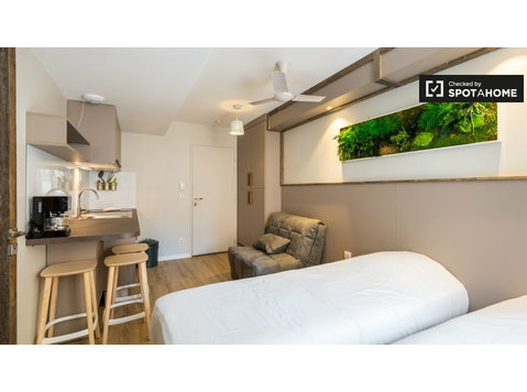 Modern studio apartment for rent in Croix-Rousse, Lyon - Apartments