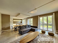 charming, modern, and spacious accommodation - Mieszkanie
