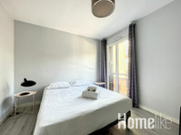 charming, modern, and spacious accommodation - Mieszkanie