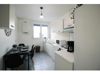Co-living: 12m² room, fully furnished. - Til Leie