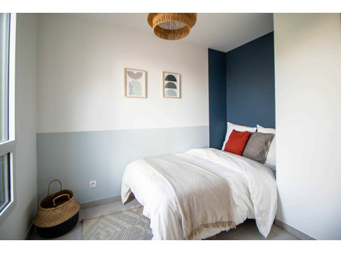 Co-living: fully-equipped 10 m² room. - Kiralık