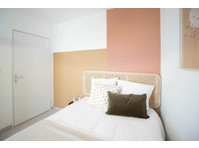 Co-living: intimate 10 m² room - เพื่อให้เช่า