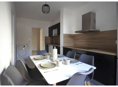 Co-living: splendid 12 m² bedroom - 	
Uthyres