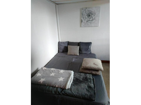Cozy and charming home in the heart of town Villeurbanne… - 임대