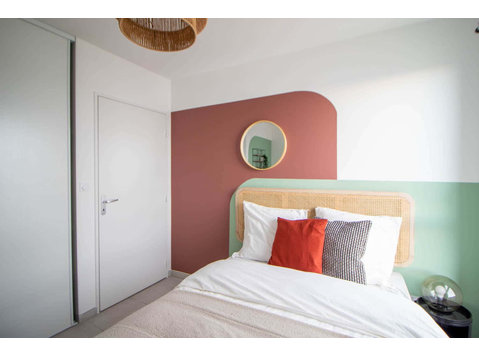 Cozy 10 m² bedroom near Lyon - Apartemen