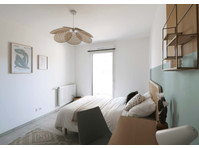 Large 23 m² bedroom for rent near Lyon - Lakások