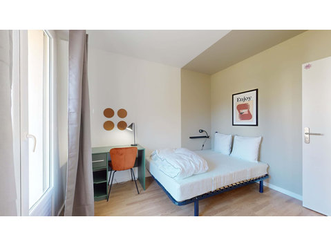 Villeurbanne Leclerc - Private Room (1) - Appartements