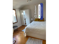 **For Rent: Charming Furnished 1-bedroom Apartment in the… - השכרה