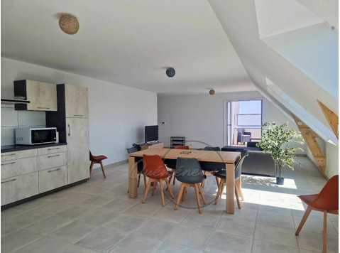 New luxury furnished flat 15 minutes from Brest - Izīrē
