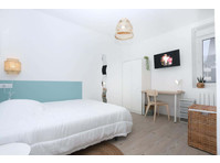 Chambre 2 - Lazare Carnot C - Appartements