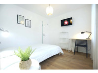Chambre 6 - AMIRAL COURBET L - Appartements