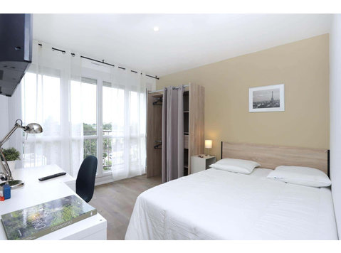 Chambre 2 - MALMOE - 	
Lägenheter