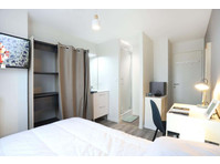 Chambre 2 - MONTAIGNE - Apartments