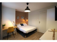 Chambre 3 - LOUIS GUILLOUX 1 - Apartments