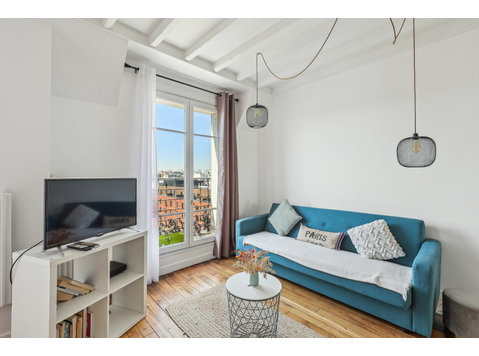 Chic apart great view of Paris - For Rent