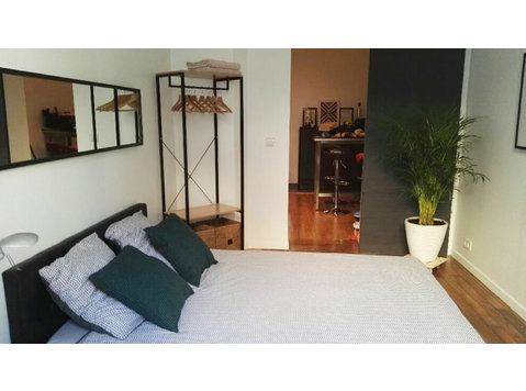 Cozy one-bedroom apartment in the heart of… - 出租