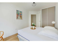 Modern apartment - Saint-Ouen-Seine - For Rent