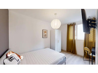 Chambre 1 - COUR SAINT LAUD - Apartmány