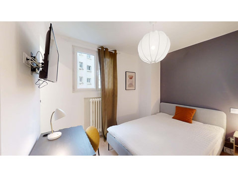 Chambre 4 - Angers Saint Laud - Apartments