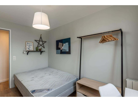 Chambre 4 - JULES VERNE - Apartments
