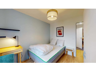 Saint-Ouen Landy - Private Room (1) - Apartamente