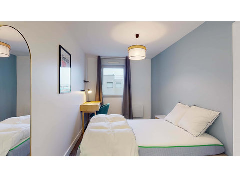 Saint-Ouen Landy - Private Room (4) - 	
Lägenheter