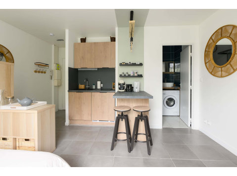 Studio Meublée Toutes Charges comprises Limite Chartres & 2… - Apartments