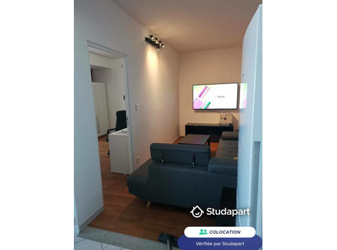 ?
Vous cherchez un logement convivial et bien situé ? Une… - Aluguel