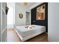 Chambre 4 - GEORGES AIME - Appartements