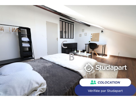 ***Pas de meubles à acheter***
***RESTE 1 CHAMBRE… - À louer