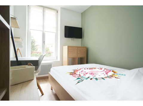 1 - SIVRY C - Apartments