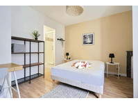 Chambre 2 - JARDINIERS H49 - Apartments