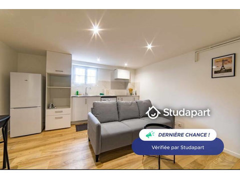 Découvrez notre charmant appartement de 2 chambres à… - À louer