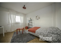 Chambre confortable et lumineuse – 16m² - ST11 - Collocation
