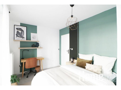 Louez cette chambre cosy de 12 m², avec balcon privatif,… - Collocation